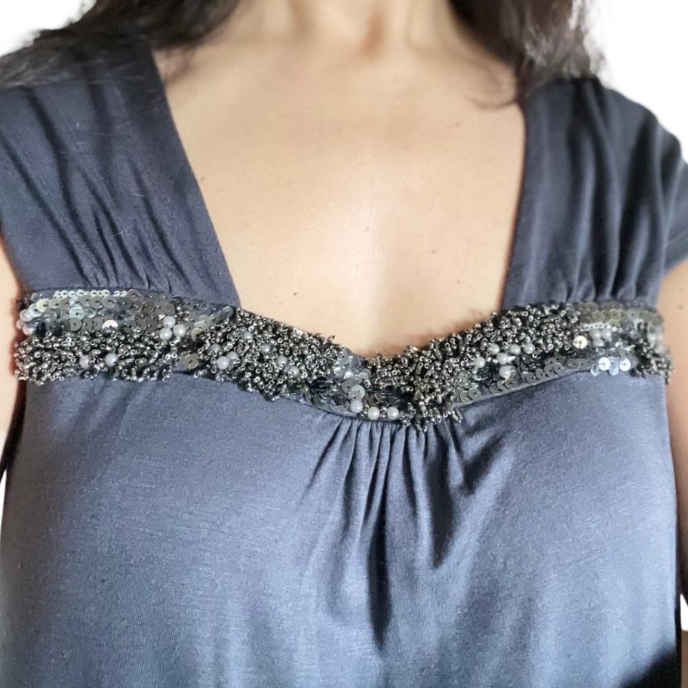 #6 Victor Alfaro Charcoal Short Sleeve Embellished Tunic Size L